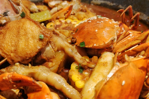 螃蟹羊肉可以一起吃吗