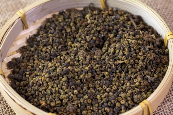 山茱萸吴茱萸可以合用吗