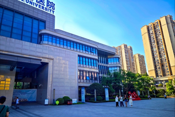 被蛇咬后全身疼怎么办