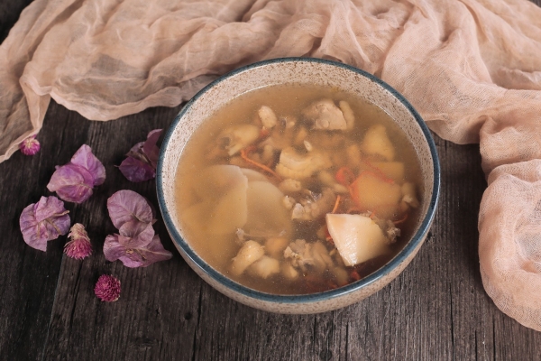 三伏天可以吃鸡吗